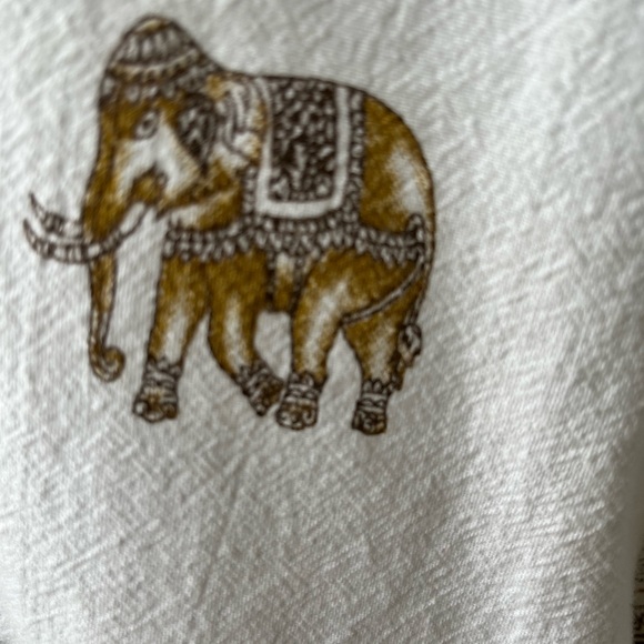 Men’s Elephant shirt size Medium - Picture 4 of 4